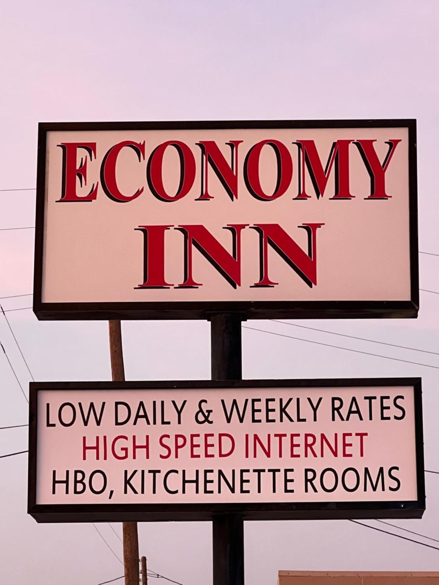 Economy Inn Odessa Exteriör bild
